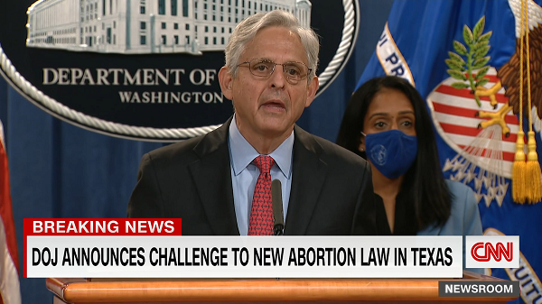 메릭 갈런드 미 법무장관이 9일(현지시간) 6주 이후 낙태를 전면 금지한 텍사스주의 낙태법 효력을 막기 위한 소송을 제기했다고 밝혔다. 사진=CNN 방송화면 갈무리