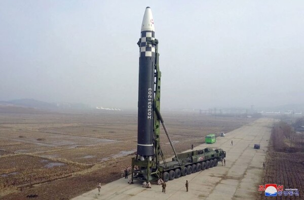 북한 ICBM 화성-17형 [사진=평양 조선중앙통신/연합뉴스]