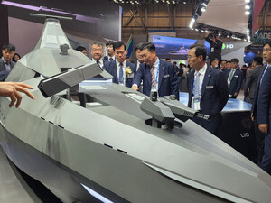 LIG넥스원, 전투용 무인수상정 기술 고도화 착수...한국판 '그림자 함대... - 뉴스 썸네일 이미지