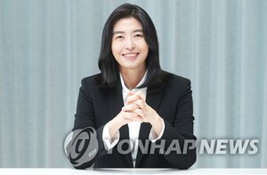 정신아, 카카오 2년 더 이끈다..."AI로 1+1이 2를 넘는 담대한 도전" - 뉴스 썸네일 이미지