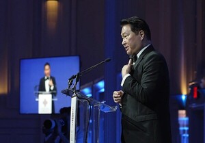 고금리에도 SK 회사채에 7200억 몰렸다...모집액 5배 '완판 흥행' - 뉴스 썸네일 이미지